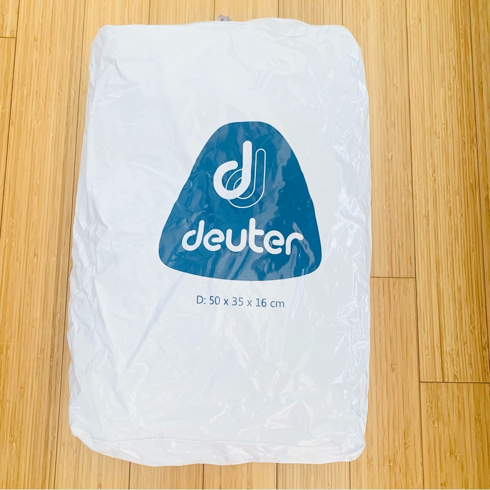 Deuter Inflatable Bladder for Backpack Display - Picture 4 of 4